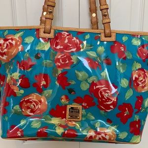 Designer Dooney & Bourke tote